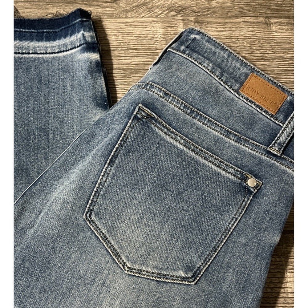 Judy Blue THERMAdenim High Waisted Undone Hem Boyfriend Jeans‎ SZ 7/28 (31x28)